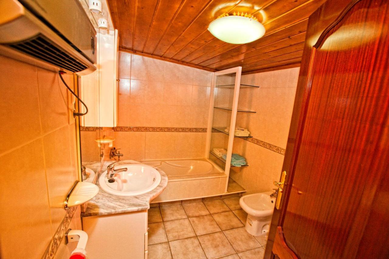 Casa Marcelino Apartment Muxia Luaran gambar